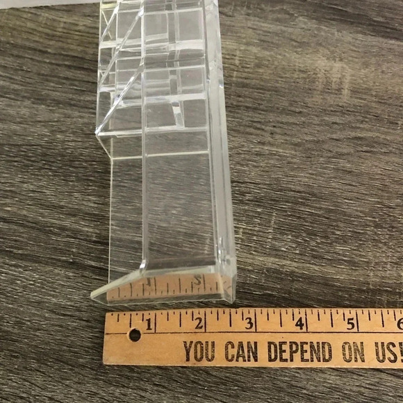 Clear Acrylic Organizer - Picture 5 of 7